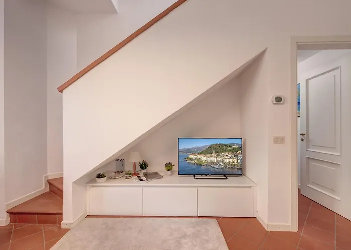 Daire Center Lecco